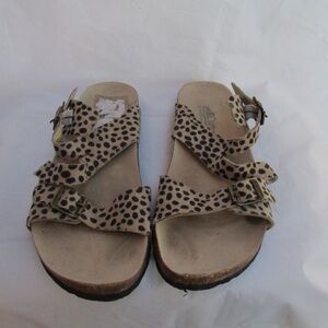 Leopard Prink Cliffs Sandals by White Mountain
